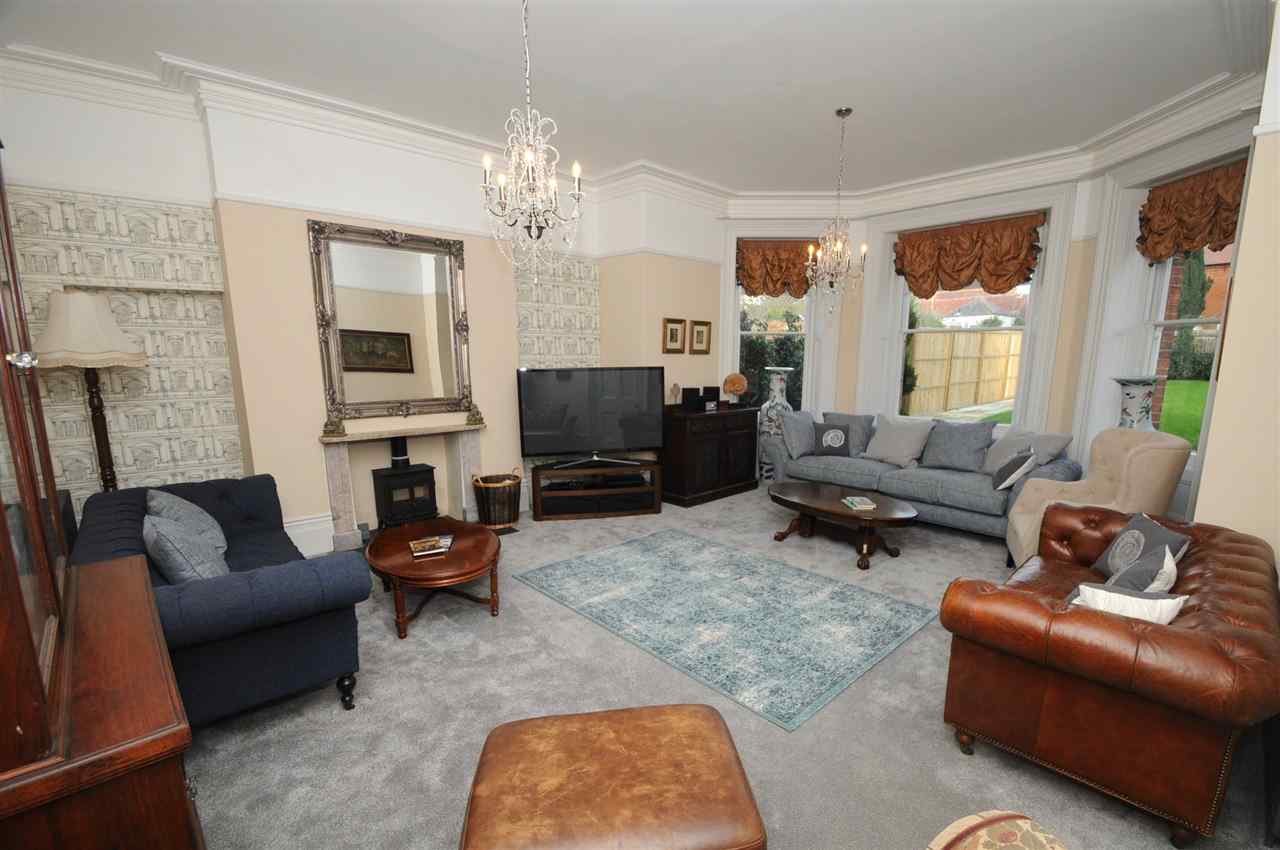 resized-2349823-Quay House Sitting Room.jpg